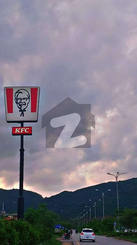 Beautiful Location 1 Kanal Plot For Sale In D-12