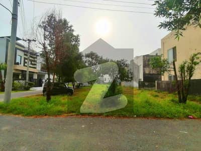 5 Marla Plot available for sale in DHA 11 Halloki Garden B Block