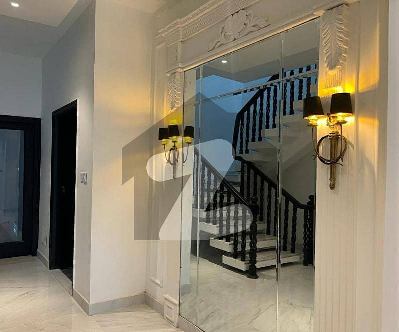 Prime Location Beautiful 5 Bedroom House