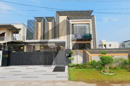 Perfect Prime Location 1 Kanal House In Lake City Meadows Phase 1 For sale