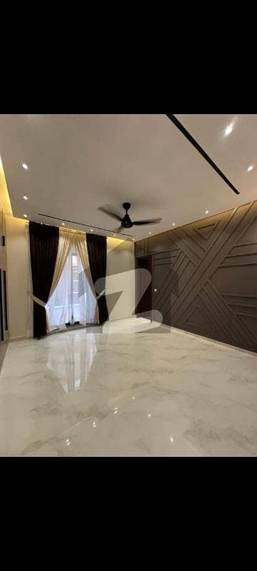 10 Marla Upper Portion For Rent