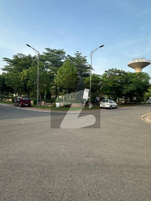 Dream House with top Quality fitting 3 stories corner house For Sale In Dream Gardens Phase 1