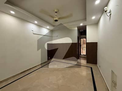 ای ۔ 11 اسلام آباد میں 2 کمروں کا 7 مرلہ زیریں پورشن 75.0 ہزار میں کرایہ پر دستیاب ہے۔