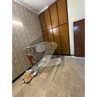 سیٹیلائیٹ ٹاؤن - بلاک بی سیٹیلائیٹ ٹاؤن,راولپنڈی میں 3 کمروں کا 7 مرلہ مکان 1.5 لاکھ میں کرایہ پر دستیاب ہے۔
