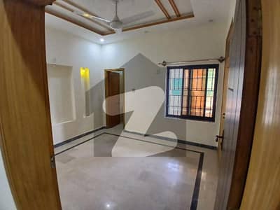 گرین ایونیو اسلام آباد میں 3 کمروں کا 10 مرلہ زیریں پورشن 75.0 ہزار میں کرایہ پر دستیاب ہے۔