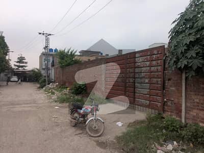 چونگ موہلنوال روڈ,لاہور میں 5 کمروں کا 2 کنال فیکٹری 5.2 کروڑ میں برائے فروخت۔