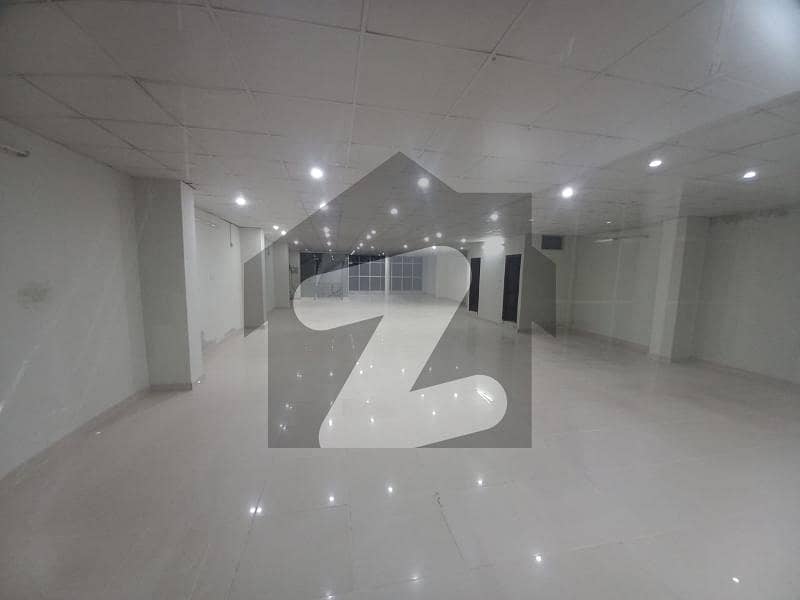 جی ۔ 9 اسلام آباد میں 1 کنال عمارت 15.0 لاکھ میں کرایہ پر دستیاب ہے۔