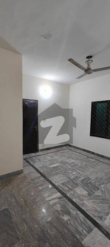 Beautiful Flat available for rent Beautiful Flat available for rent