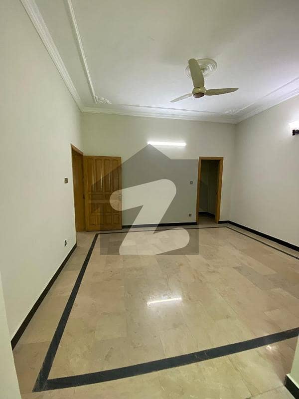House For Rent in G-13 (14 Marla) House For Rent in G-13 (14 Marla)