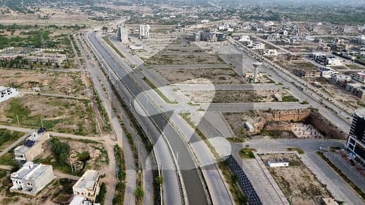Sector A 4 Marla Cornor commercial plot available for sale !