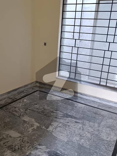 Available 5 Marla Corner Ground Floor For Rent