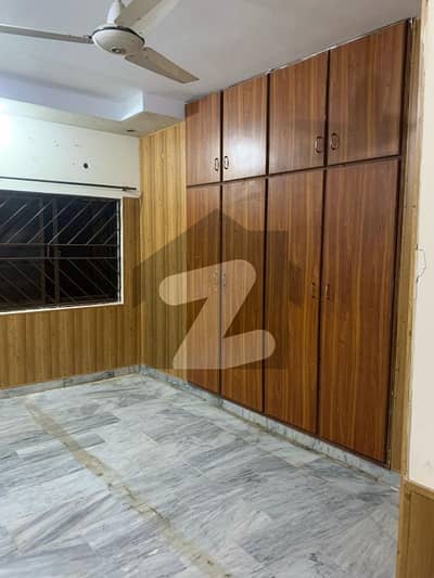 Ground portion for Rent G10-4 ideal location