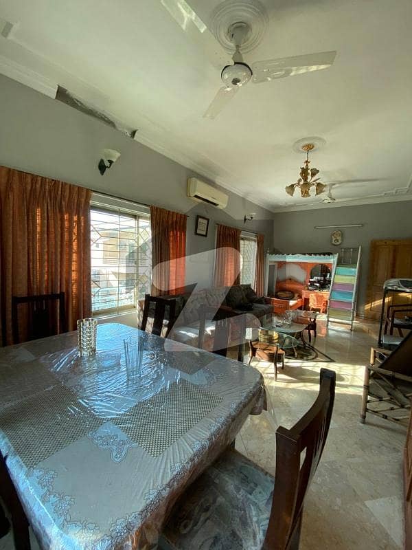 G-10/2 Full House 4Bed 2Kitchen
