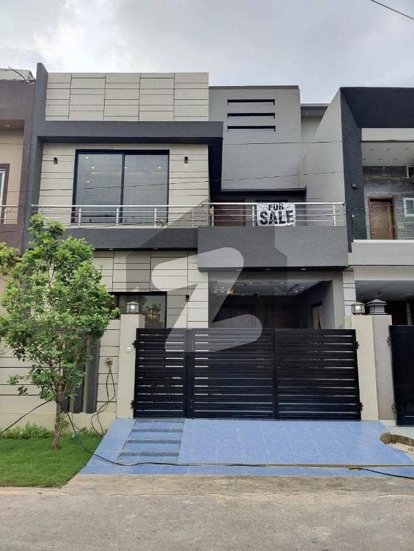 5 MARLA MODERN HOUSE FOR SALE