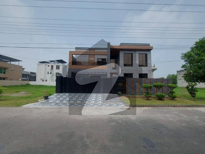 1 KANAL HOUSE FOR SALE