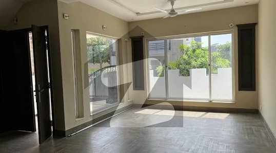 5 Marla Elegant Near The Park 4 Bedrooms House Available for Sale