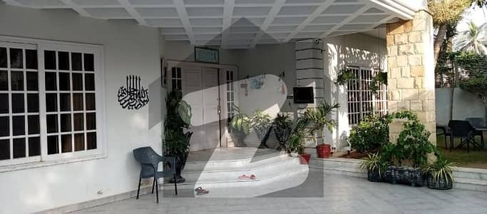 500 Yards Bungalow For Rent Available In Phase 4 DHA Karachi
