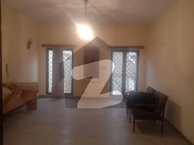 1 Kanal Beautiful House Available For Sale In Z Block DHA Phase 3 Lahore