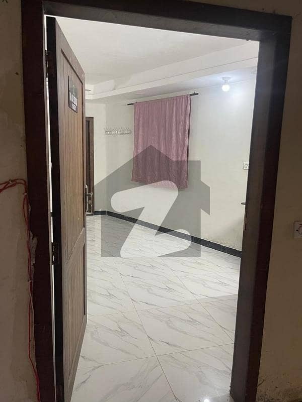 300 Square Feet Flat available for sale in E-11, E-11 300 Square Feet Flat available for sale in E-11, E-11
