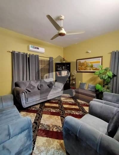 240 Sq Yd 1st Floor Portion For Rent Block 15 Near Continental Bakery 3bed Dd
