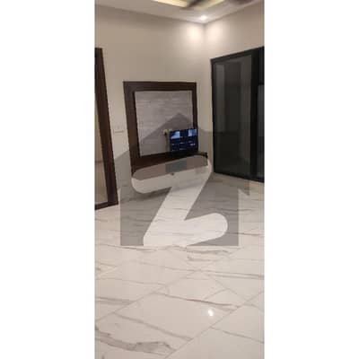 ڈی ایچ اے فیز 1 - سیکٹر بی ڈی ایچ اے ڈیفینس فیز 1,ڈی ایچ اے ڈیفینس,اسلام آباد میں 3 کمروں کا 1 کنال زیریں پورشن 80.0 ہزار میں کرایہ پر دستیاب ہے۔