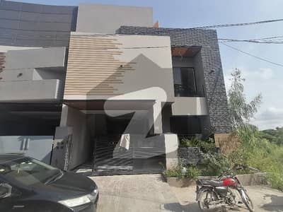 گلشن آباد سیکٹر 3 گلشن آباد,راولپنڈی میں 4 کمروں کا 7 مرلہ مکان 2.1 کروڑ میں برائے فروخت۔