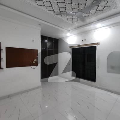 نشیمنِ