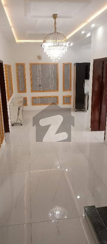 10 Marla portion available for rent in Formanites housing scheme LAHORE near DHA phase 5 and Ring road brand new house ka portion 80 feat road meter saprat entrance