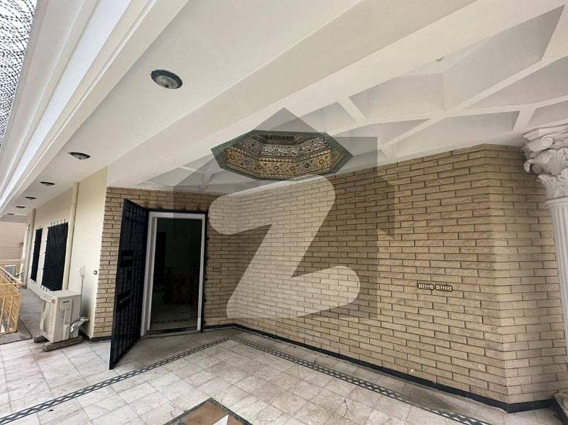 Book A House Of 500 Square Feet In F-7 Book A House Of 500 Square Feet In F-7
