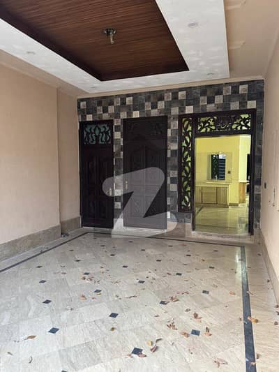House For sale In Rs. 35500000