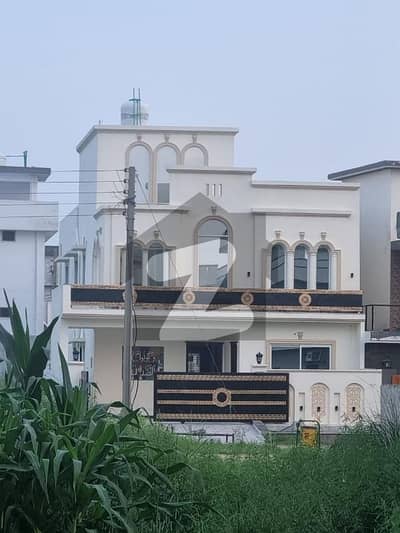 300 Sqr Yds House, 10 Marla For Sale In Fazaia Tarnol.