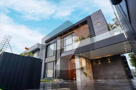 MODERN ARCHITECTURE | FULLY FURNISHED HOUSE WITH BASEMENT MODERN ARCHITECTURE | FULLY FURNISHED HOUSE WITH BASEMENT