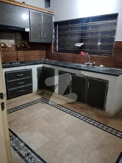 11 Marla Portions available on Rent at G-16