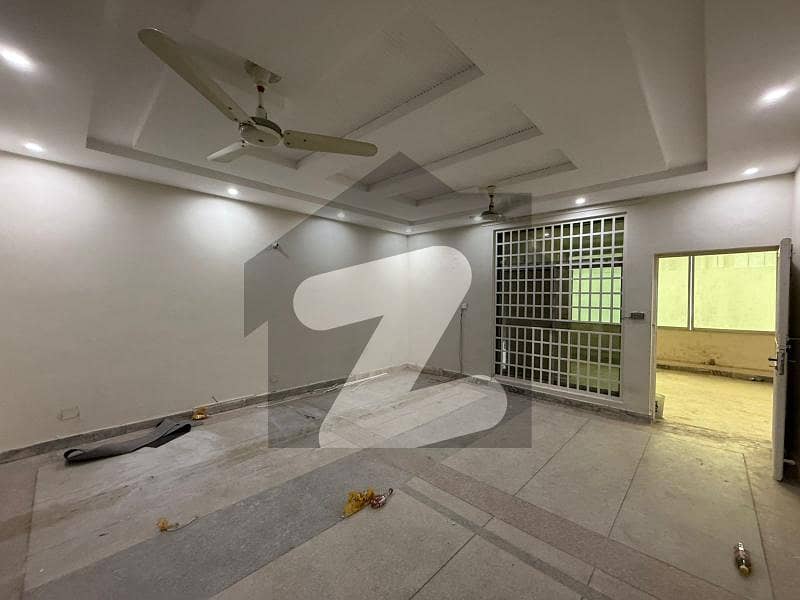 1 Kanal Office for Rent in Gulberg 1 Kanal Office for Rent in Gulberg