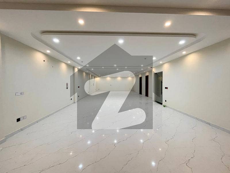 8 Marla Commercial Floor Available for rent on prime location of Phase 6 8 Marla Commercial Floor Available for rent on prime location of Phase 6
