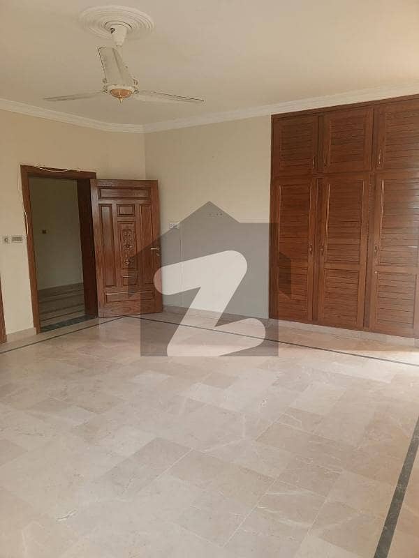 BEAUTIFUL UPPER PORTION FOR RENT BEAUTIFUL UPPER PORTION FOR RENT