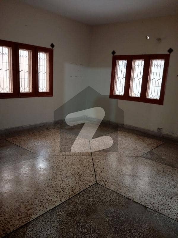 120 Sq. Yards Block 16 Near Mohsin Clinic GroundFloor 2bed DD Portion 120 Sq. Yards Block 16 Near Mohsin Clinic GroundFloor 2bed DD Portion