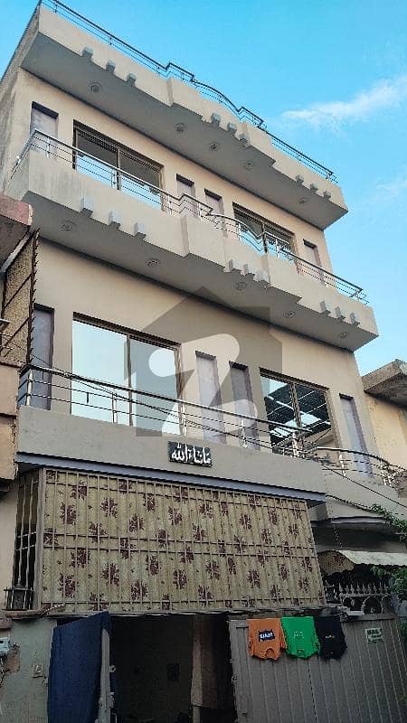 ڈیفنس روڈ راولپنڈی میں 4 کمروں کا 5 مرلہ مکان 1.7 کروڑ میں برائے فروخت۔ ڈیفنس روڈ راولپنڈی میں 4 کمروں کا 5 مرلہ مکان 1.7 کروڑ میں برائے فروخت۔