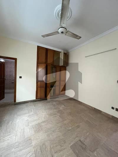 Upper Portion For Rent