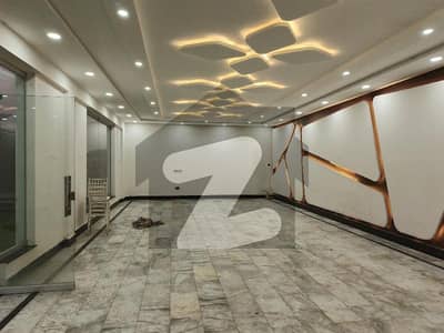 نواب پور روڈ ملتان میں 2 کمروں کا 9 کنال فارم ہاؤس 18.0 کروڑ میں برائے فروخت۔