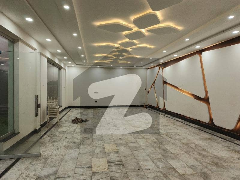 9.5 Kanal Farm House Is Available For Sale At Main Nawabpur Road Multan. 9.5 Kanal Farm House Is Available For Sale At Main Nawabpur Road Multan.