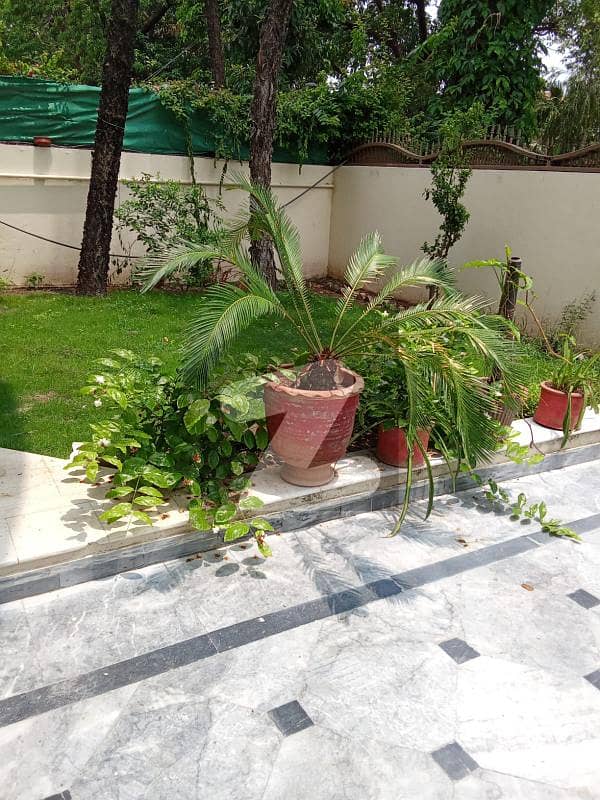 20x40 4 story unit in Pindi Shamsabad for sale 20x40 4 story unit in Pindi Shamsabad for sale