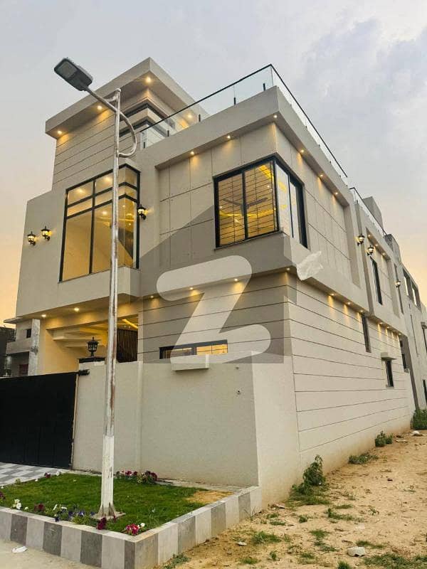 5 Marla Short Corner Sun Face House Near To Masjid And Park House In Block F MPCHS Multi Garden B-17 Islamabad.