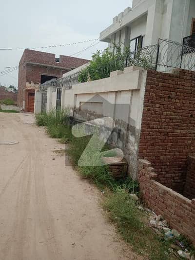 16.5 Marla residential plot in Bilawal house street bahadurpur.
