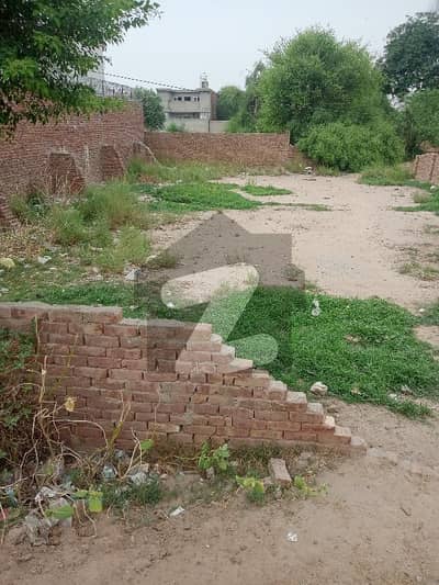 بہادر پور ملتان میں 16 مرلہ رہائشی پلاٹ 85.0 لاکھ میں برائے فروخت۔