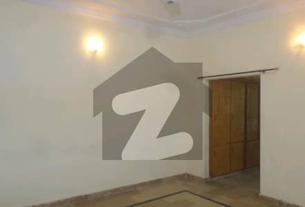 ای ۔ 7 اسلام آباد میں 5 کمروں کا 1 کنال مکان 72.0 کروڑ میں برائے فروخت۔