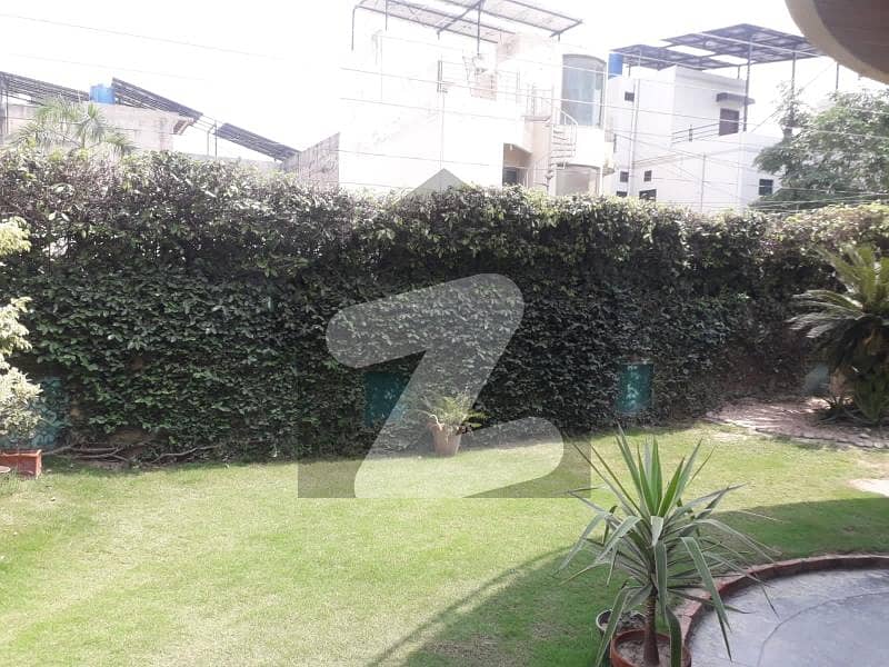 32 Marla Plot Available For Sale
