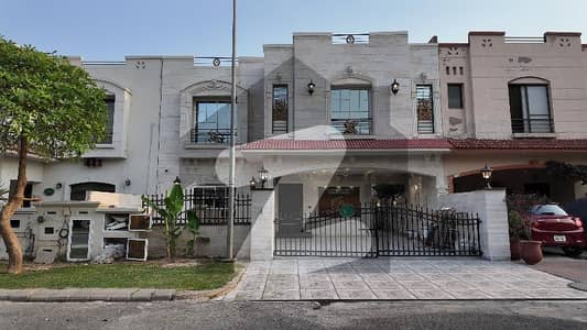 ڈیفینس