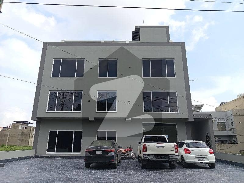 1 Kanal Building For Rent In Khayaban-E-Jinnah Road 1 Kanal Building For Rent In Khayaban-E-Jinnah Road
