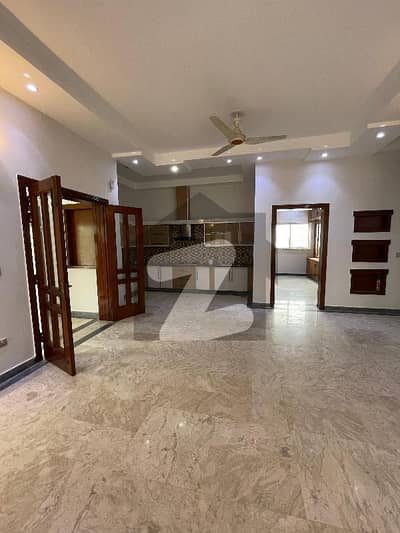 Grab This Opportunity 1 Kanal House for Sale in Janiper Block, Bahria Town, Lahore